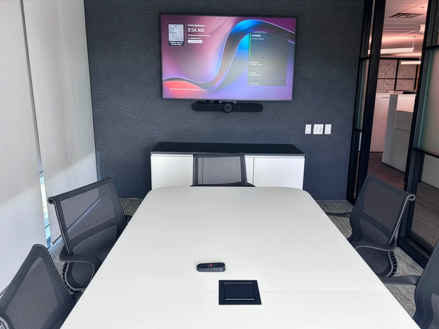 PCL project, meeting room with a wall-mounted screen