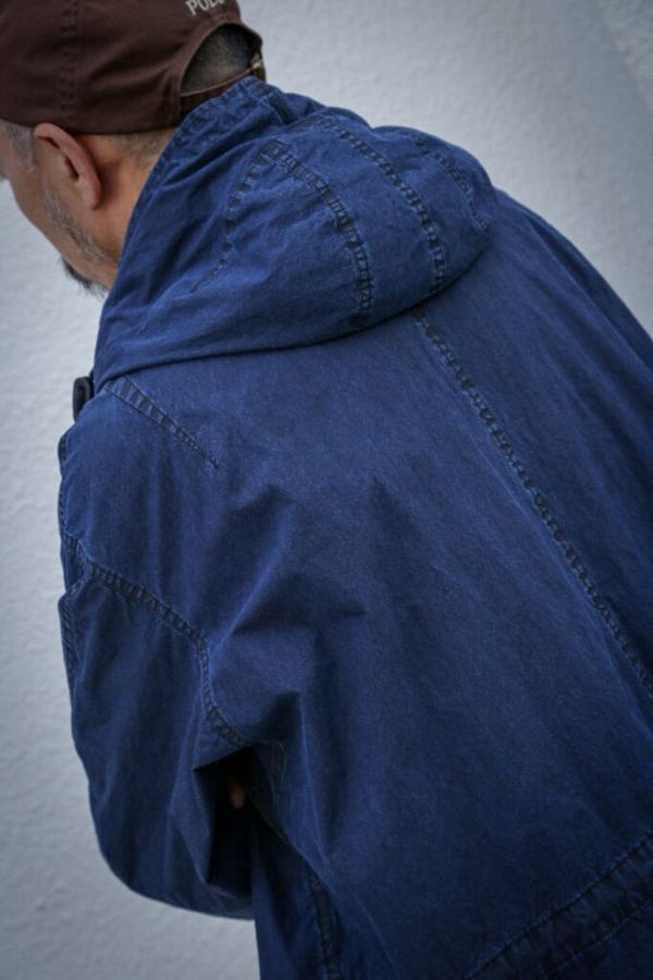 Close up of the parka hood and shoulder